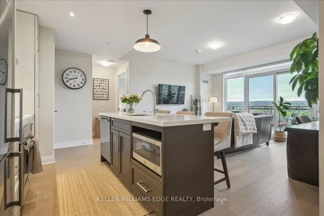 Additional image 9 of 2025 Maria St Unit 1401