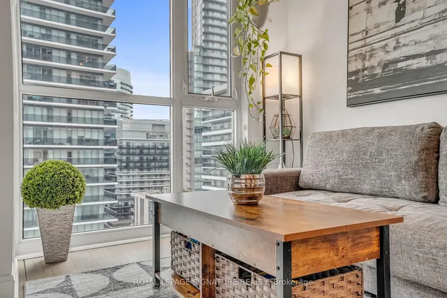 Additional image 5 of 33 Shore Breeze Dr Unit 1105