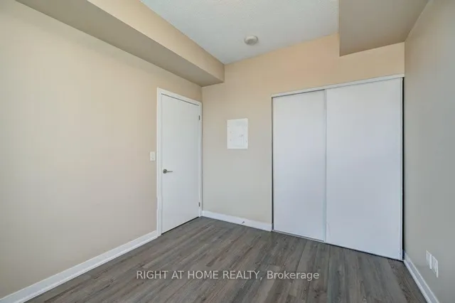 Additional image 24 of 85 Duke St Unit 1212