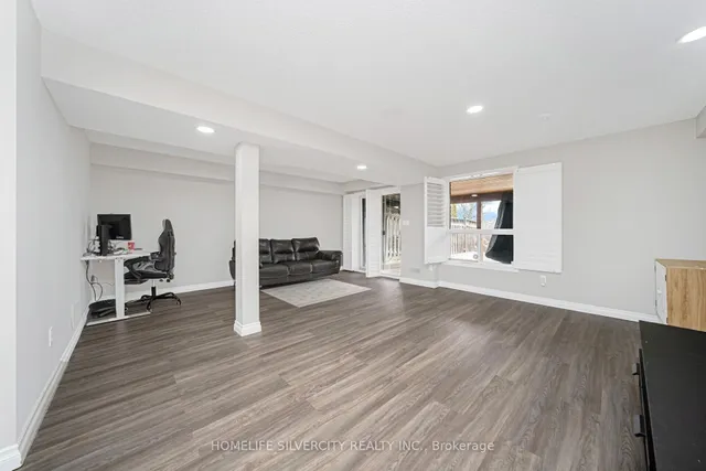 Additional image 27 of 4093 Medland Dr