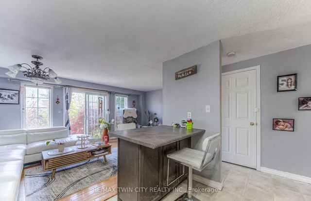 Additional image 6 of 86 Rochefort St