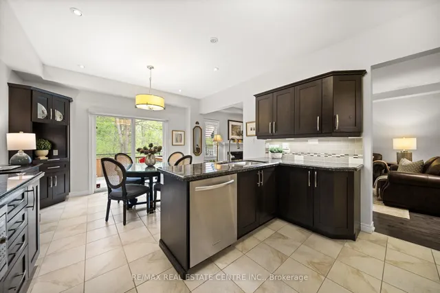 Additional image 22 of 441 Stonehenge Dr Unit 17