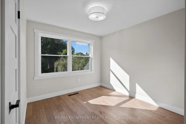 Additional image 27 of 1041 Shepherd's Dr