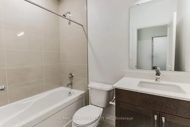 Additional image 15 of 399 Queen St Unit 201