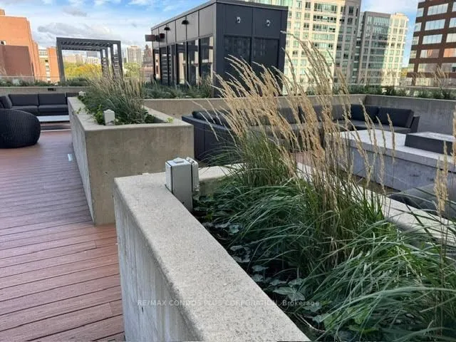 Additional image 20 of 32 Davenport Rd Unit 306