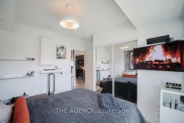 Additional image 26 of 50 Wellesley St Unit 1109