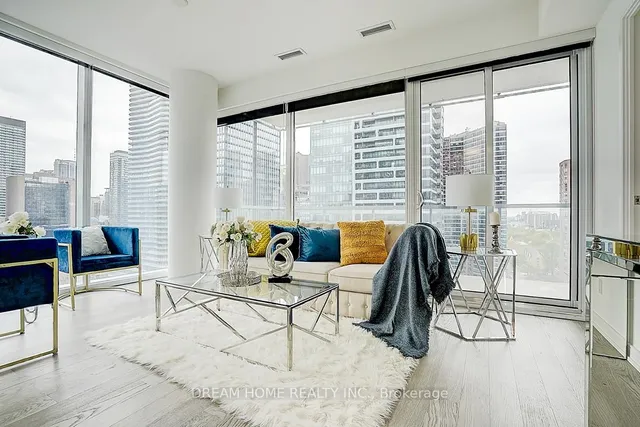 Additional image 18 of 3 Gloucester St Unit 1809