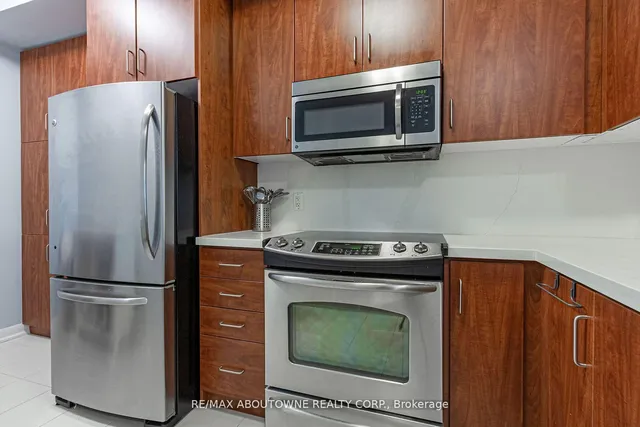 Additional image 12 of 205 Sherway Gardens Rd Unit 315