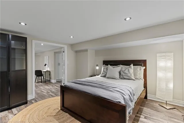 Additional image 24 of 353 Walker's Line Line