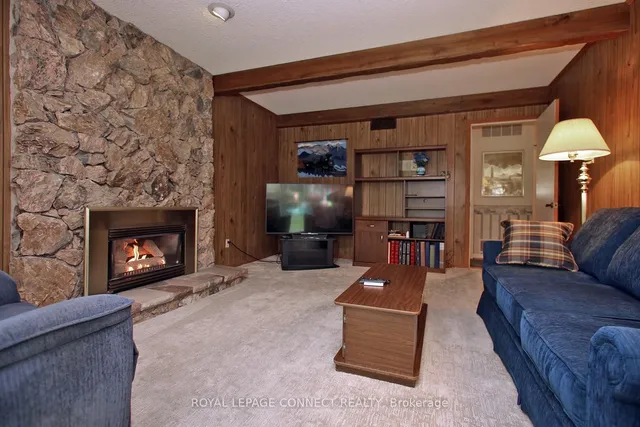 Additional image 6 of 92 Holmcrest Tr