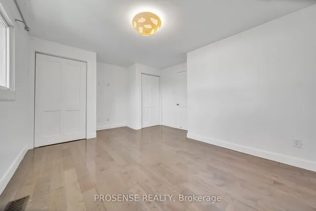 Additional image 20 of 8 Vanderbrent Cres