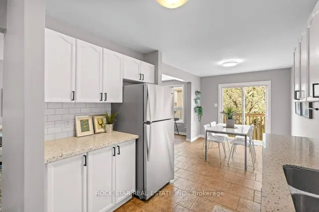 Additional image 13 of 28 Vennio Lane