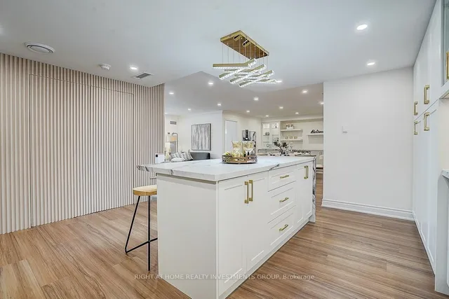 Additional image 10 of 65 Spring Garden Ave Unit 808