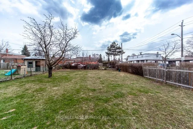 Additional image 11 of 109 Regina Ave