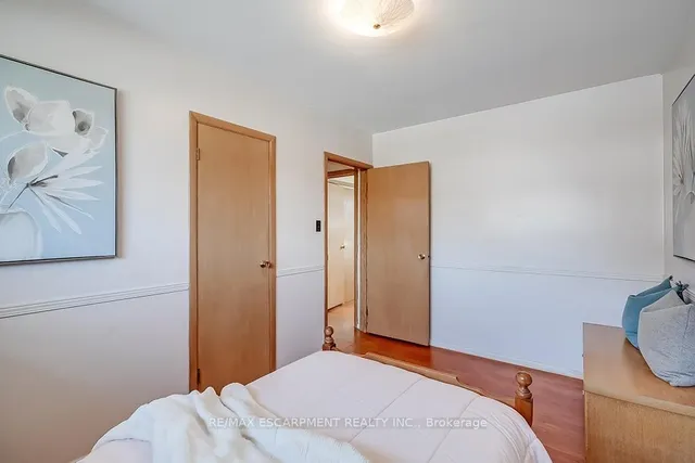 Additional image 20 of 363 East Side Cres