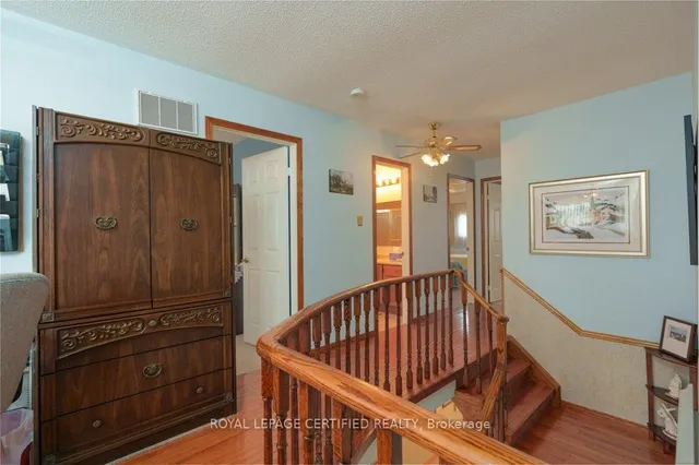 Additional image 22 of 48 Sunset Blvd