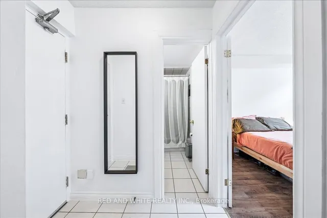 Additional image 10 of 114 Vaughan Rd Unit 103