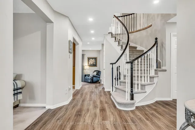 Additional image 4 of 2224 Vista Dr