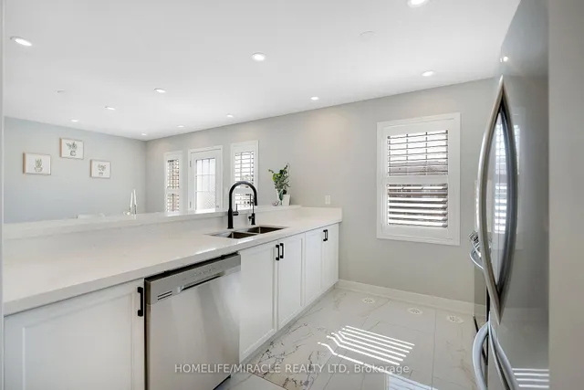 Additional image 38 of 254 Mortimer Cres
