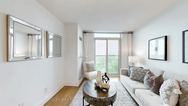 Additional image 11 of 25 Greenview Ave Unit 1915