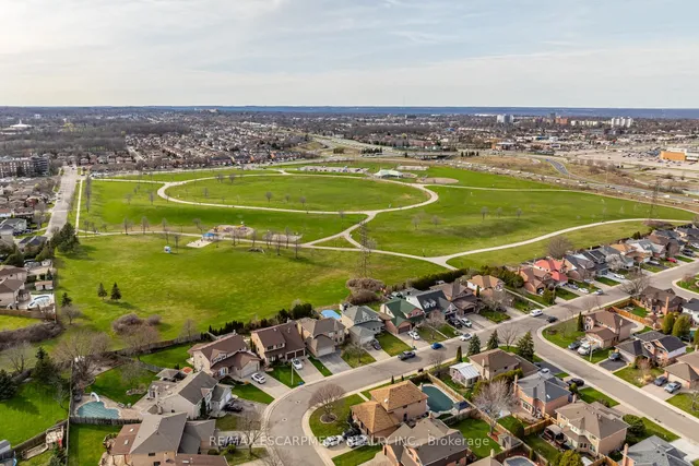 Additional image 47 of 680 Rexford Dr