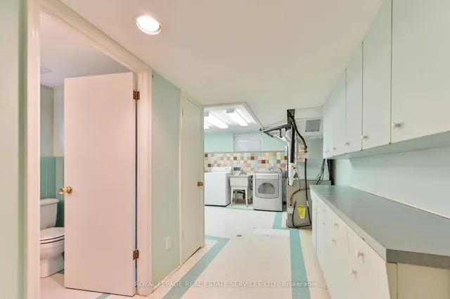 Additional image 24 of 20 Munhall Rd