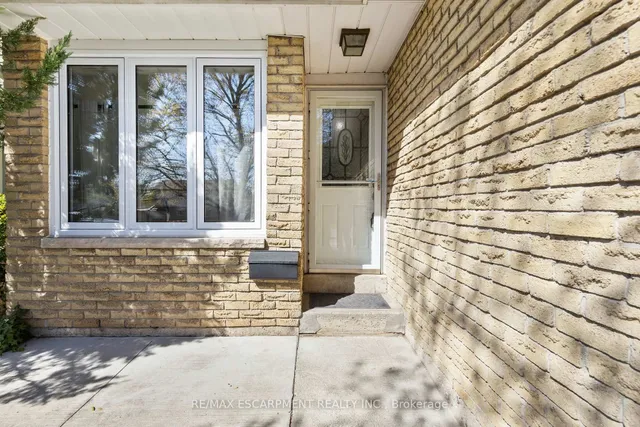 Additional image 4 of 2207 Middlesmoor Cres