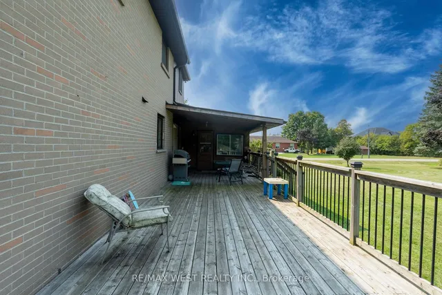 Additional image 35 of 45 Marysfield Dr