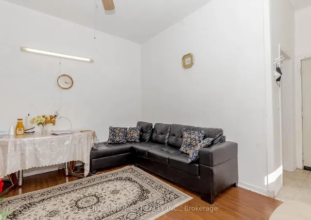 Additional image 6 of 184 Queen St