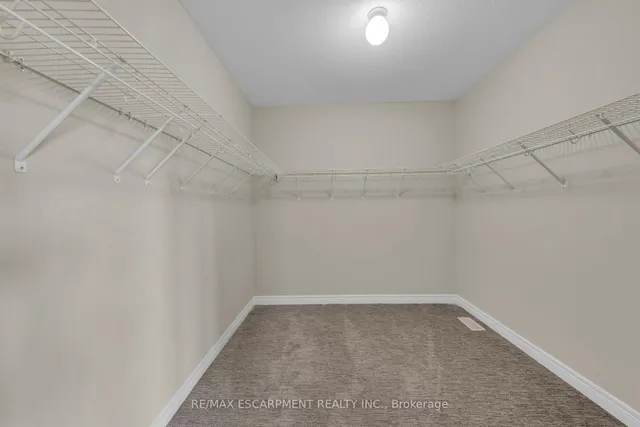 Additional image 37 of 67 Starfire Cres