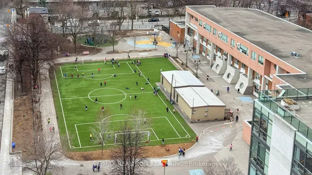 Additional image 34 of 281 Mutual St Unit 1506