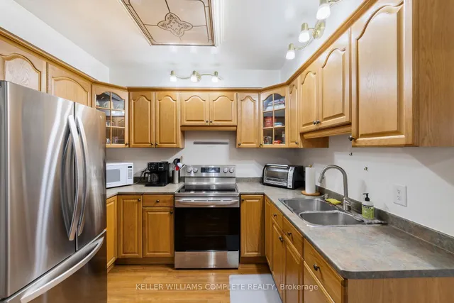 Additional image 10 of 138 Albany Ave