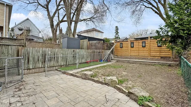 Additional image 44 of 31 Hamstead Ave