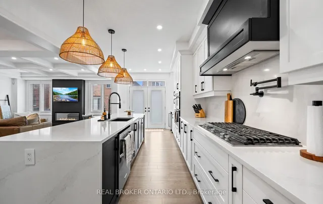 Additional image 21 of 547 Veterans Dr