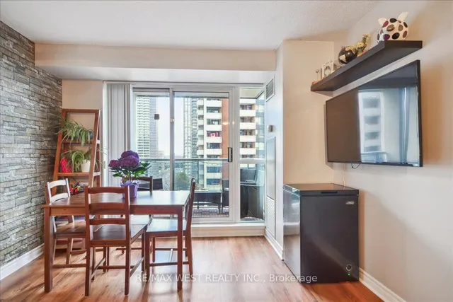 Additional image 5 of 5 Michael Power Pl Unit 902