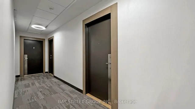 Additional image 39 of 180 Fairview Mall Dr Unit 503