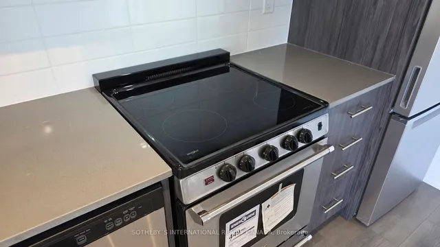 Additional image 11 of 412 Silver Maple Rd Unit 720