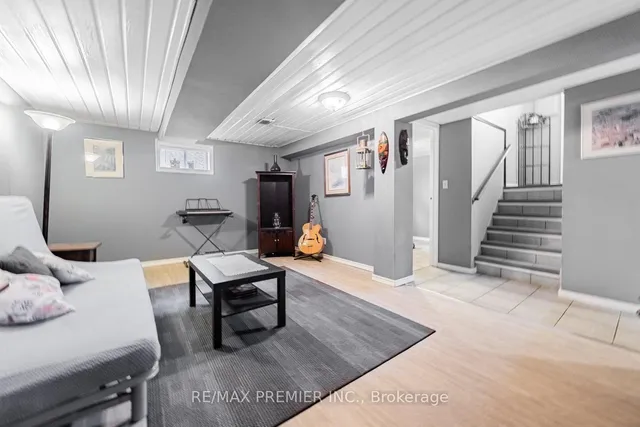 Additional image 18 of 32 Genthorn Ave