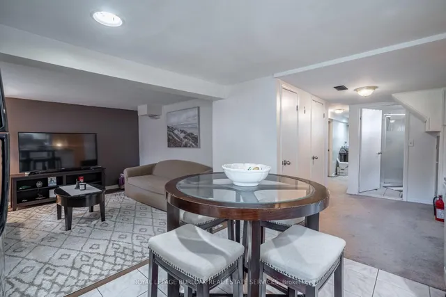 Additional image 21 of 11 Speers Ave