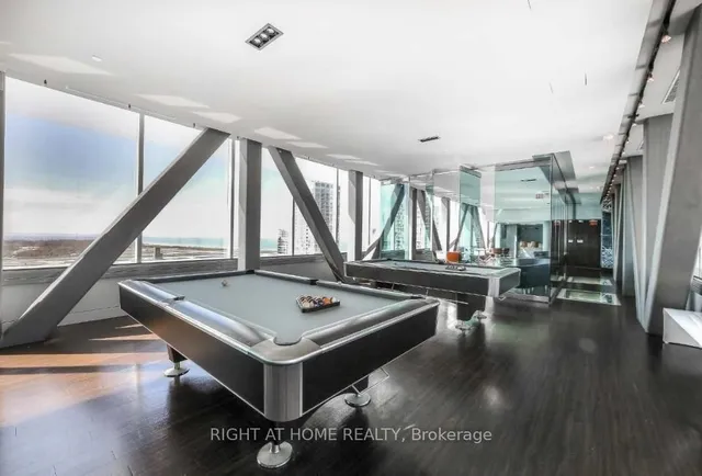 Additional image 33 of 15 Iceboat Terr Unit 2709