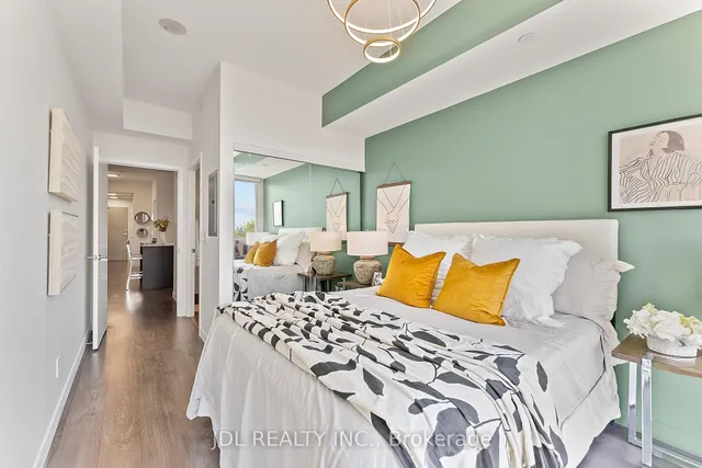 Additional image 31 of 2055 Danforth Ave Unit 301