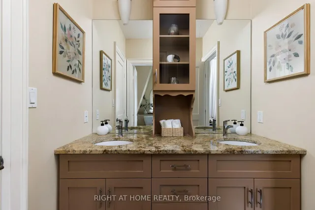 Additional image 37 of 8 Rutherglen Rd