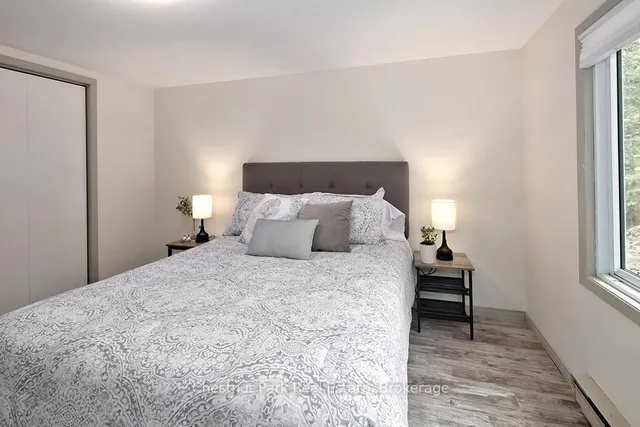 Additional image 25 of 64 Thompson Ave