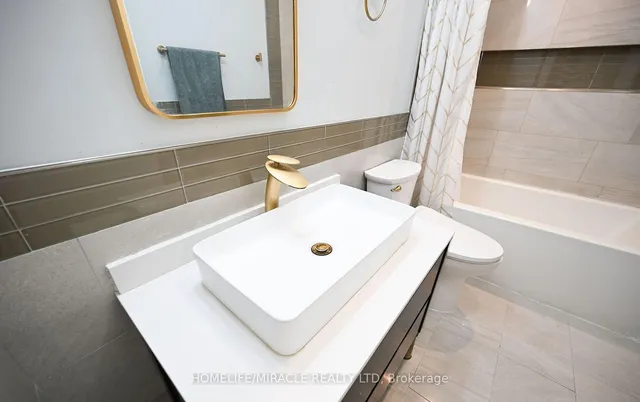 Additional image 22 of 150 Main St Unit 715