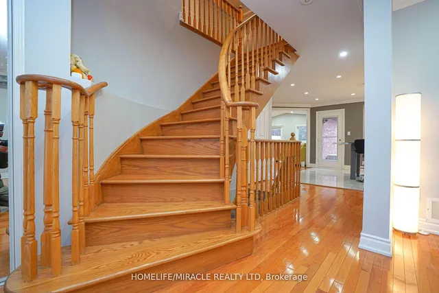 Additional image 16 of 6 Maplecrest Crt