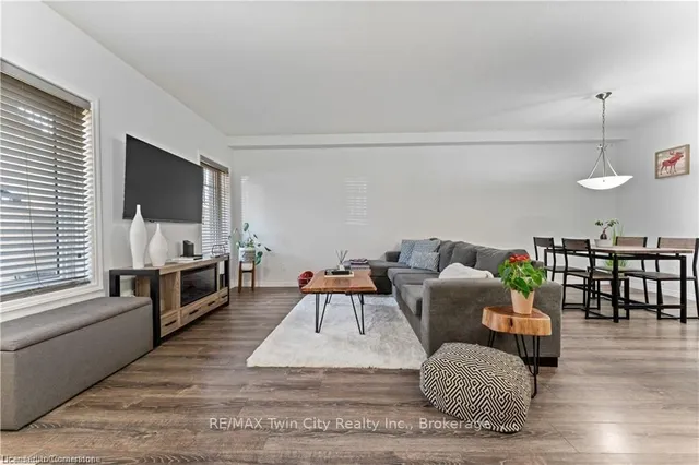 Additional image 5 of 1989 Ottawa St Unit 24G