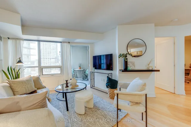 Additional image 30 of 20 Blue Jays Way Unit 1401