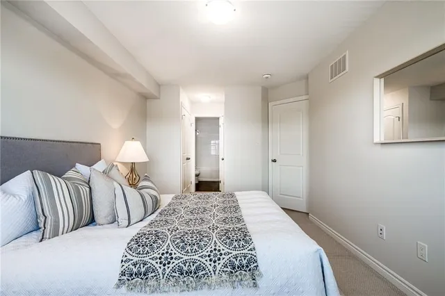 Additional image 19 of 219 DUNDAS St Unit 26