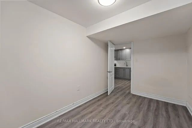 Additional image 25 of 134 Lemieux Crt