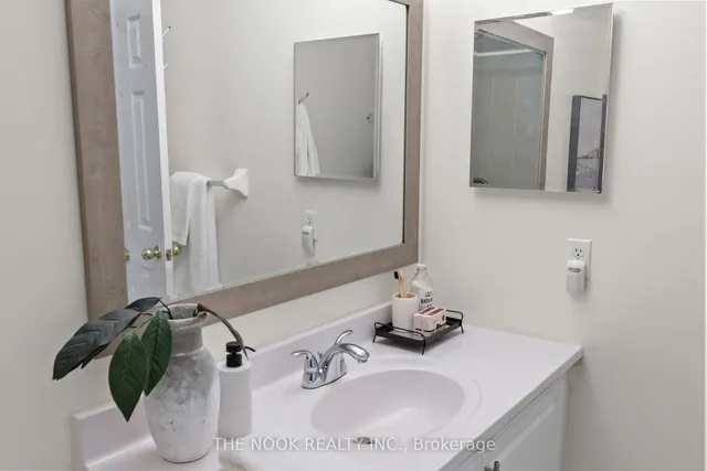 Additional image 18 of 239 Hadley Woods Terr